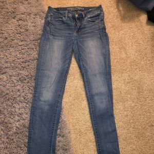 🦋 (2/$15) American Eagle Jeans